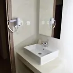 Blu Afantou